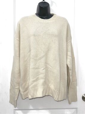Women’s cream-colored, long-sleeve knit sweater size XL